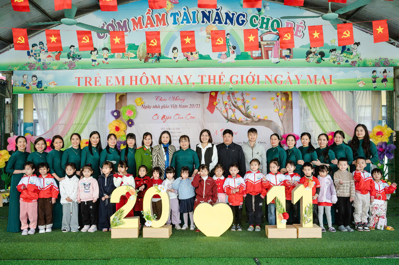 chào mừng ngày 20/11