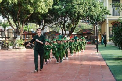 MỘT SỐ HOẠT ĐỘNG TRẢI NGHIỆM CHÀO MỪNG 81 NĂM NGÀY THÀNH LẬP QUÂN ĐỘI NHÂN DÂN VIỆT NAM  CỦA  CÔ TRÒ TRƯỜNG MẦM NON KHÁNH PHÚ